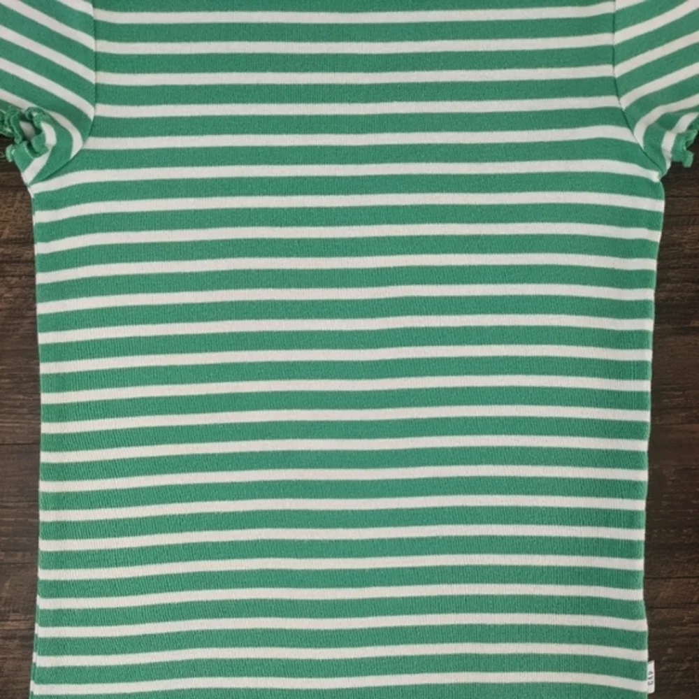 Gap Tee Shirt
